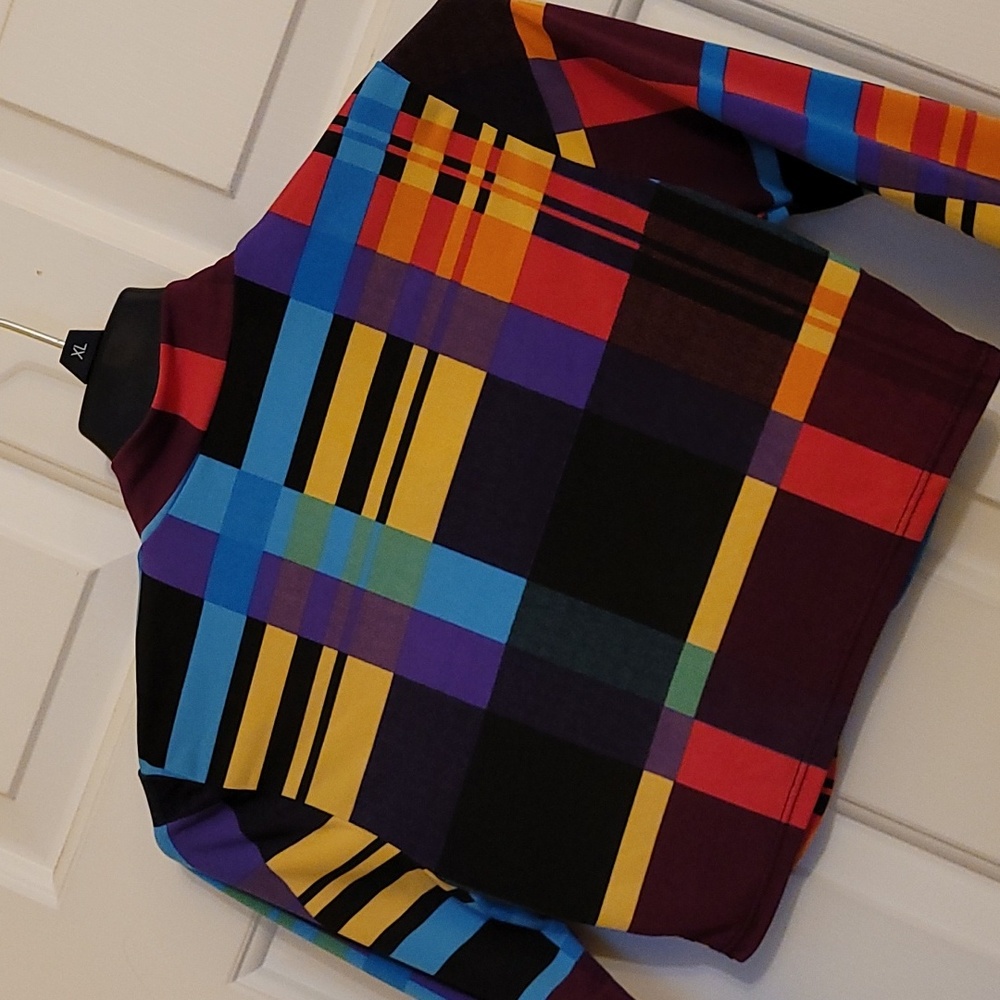 Fashion Nova Colorful Cropped Top - Picture 6 of 6